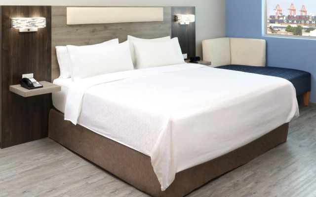 Holiday Inn Express Manzanillo by IHG