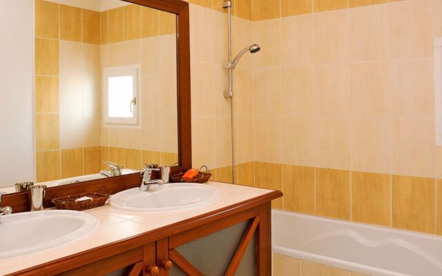 Le Domaine de Fontenelles (SGC210)