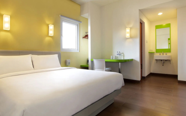 Amaris Hotel Mangga Besar – Guest Rooms – Jakarta