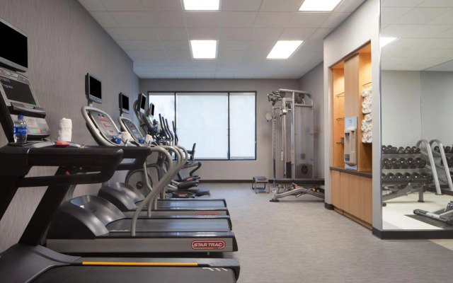 Courtyard by Marriott Newark Silicon Valley