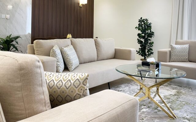 Ewa Alysamin District