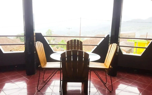 Anugrah Hotel Ciater