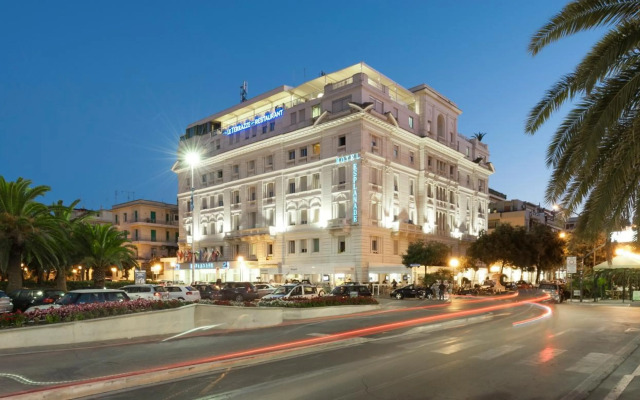 Hotel Esplanade