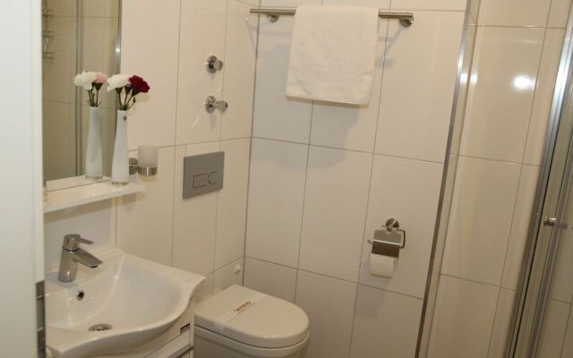 Kispet Deluxe Hotel