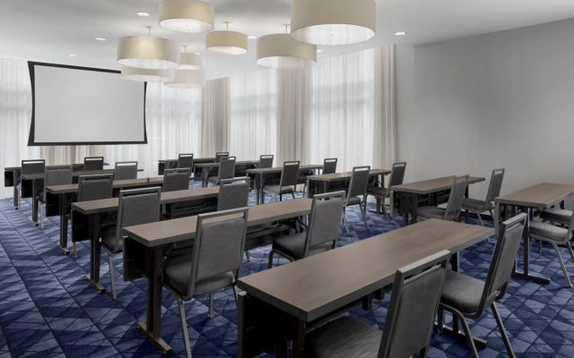 Courtyard by Marriott Cleveland University Circle