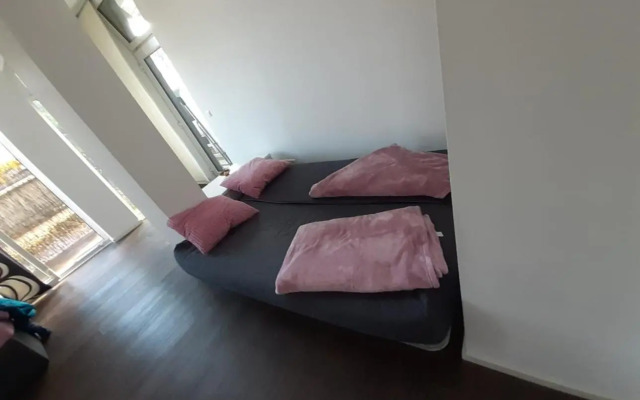 Luxuriöse Wohnung mit eigenem Garten