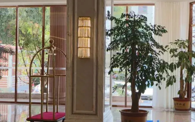Vienna International Hotel (Pu'er Simao Airport)
