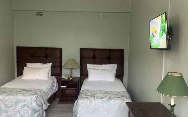 Brondesbury Park Hotel