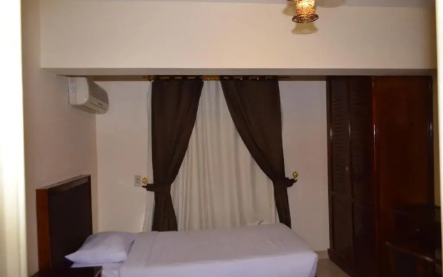 Al Saraya October Hotel