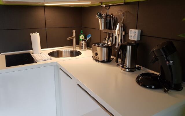 Studio Sweet Lemon Tree