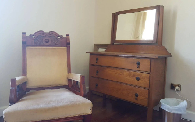 Wisemans Inn Hotel