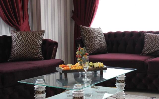 Quars Suite