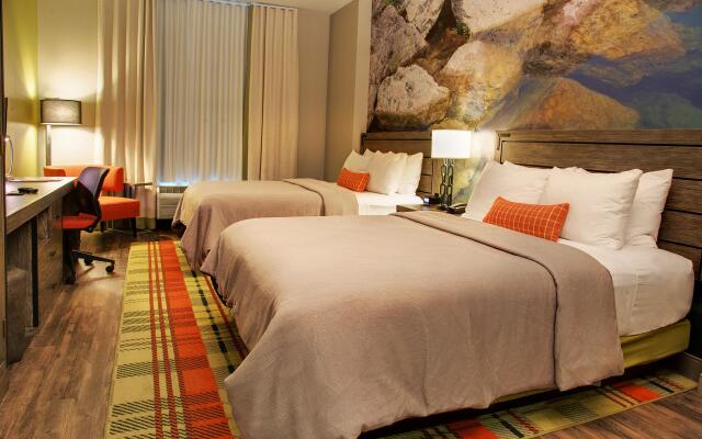 Hotel Indigo Traverse City by IHG