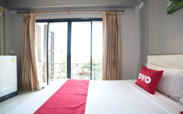 OYO 465 Krung Kao Traveller Lodge (Vaccinated Staff)