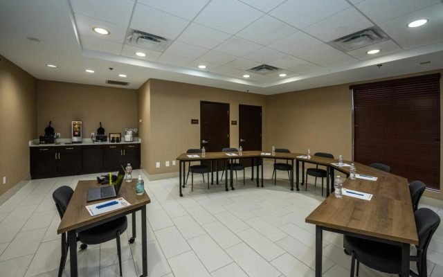 Comfort Suites Houston West at Clay Road