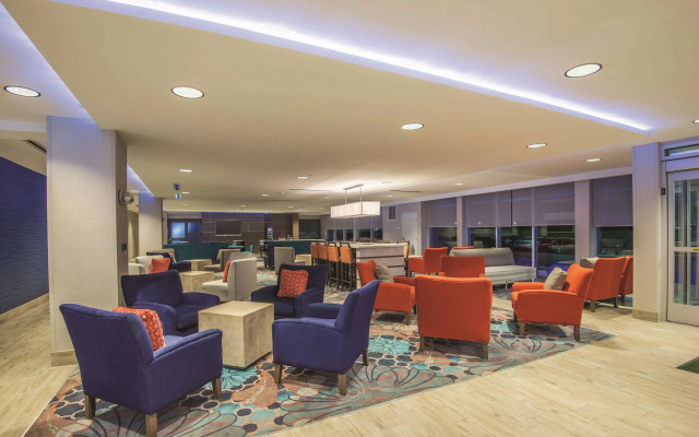 La Quinta Inn & Suites by Wyndham Kingman