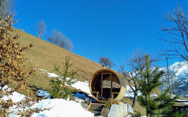 Chalet Coup de Coeur+Vehicule 4*4 ; 9 Places a Dispo