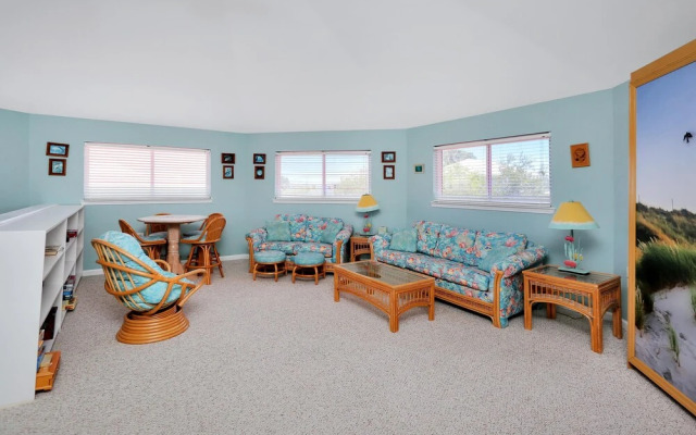 DeLight House