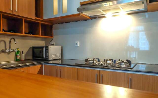 Best Price Hampton's Park Apartment Near Pondok Indah Mall