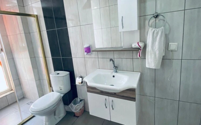 Acar Apart Otel 2