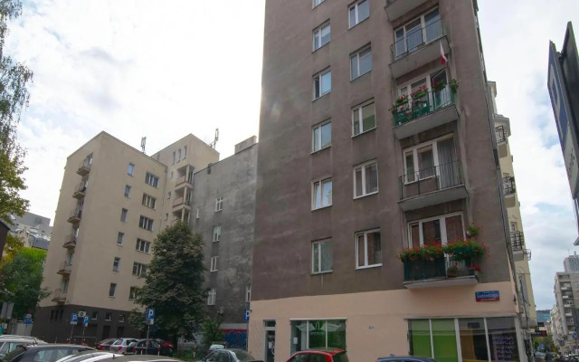 WLR Apartments - Hoza II