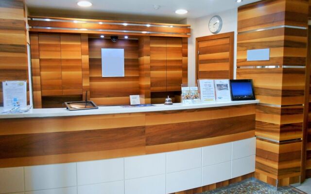 Hotel Riviera, Sure Hotel Collection by Best Western