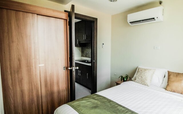 Luxury Condo 904 at The Padgett Place