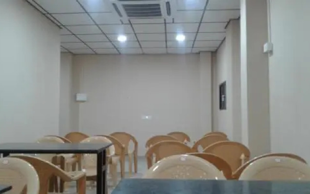M J Guest House