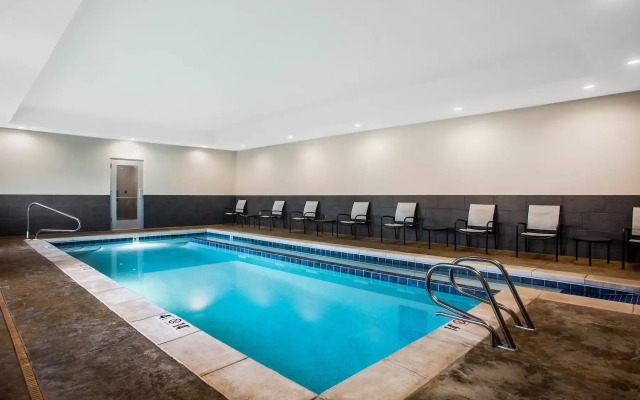 La Quinta by Wyndham Pittsburg