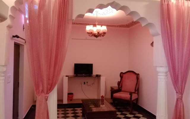 Court Shekha- (B&B Accommodation)