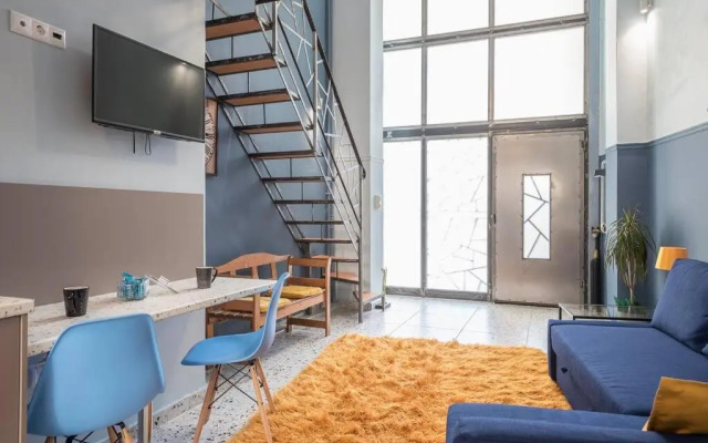 Athens Loft (for person with mobility problems)