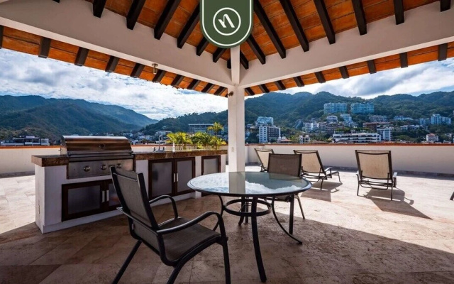 Ocean View 2Br Condo-balcony-beach-pool - 310