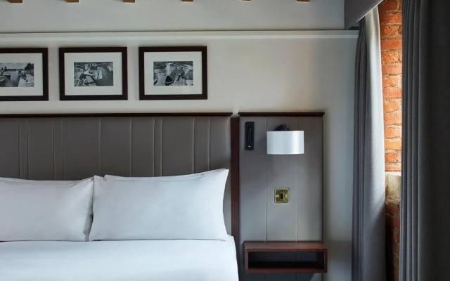 Manchester Marriott Victoria & Albert Hotel