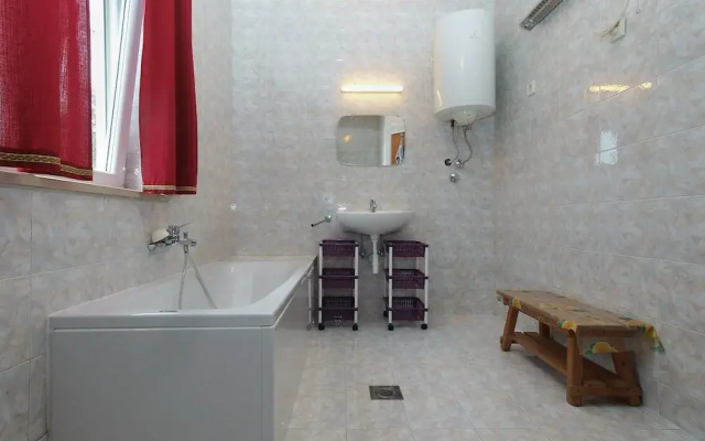 Apartment 924