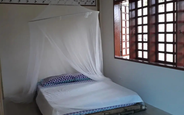 Bahay Isla Sanctuario