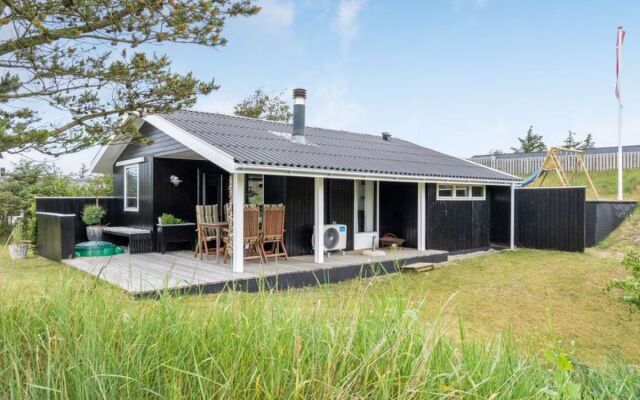 "Delco" - 700m from the sea in NW Jutland