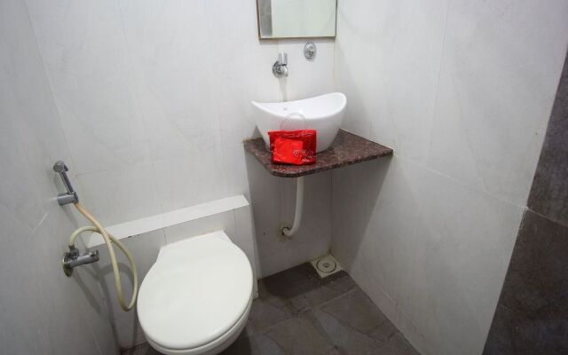 OYO Flagship 2485 Hotel Kalash Inn