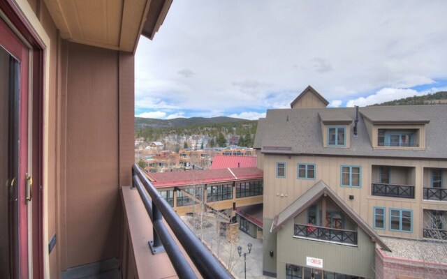 Main Street Station 3307