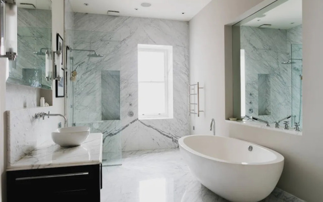 Priory Road by Onefinestay