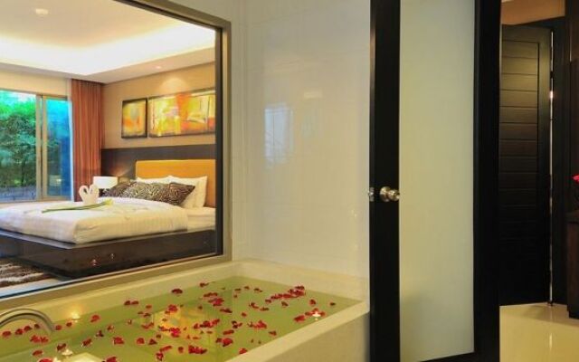 Kamala Regent Condominium
