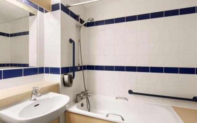 Travelodge Winchester Sutton Scotney A34 Southbound