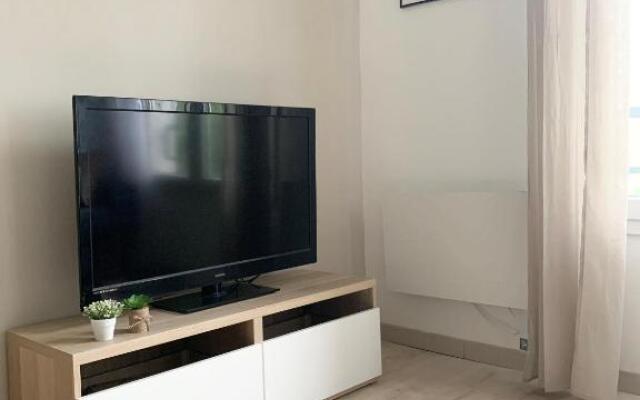 Chaleureux Studio 30m2 - Au pied de la Gare - PARKING