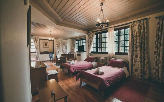 Bourazani Wildlife Resort