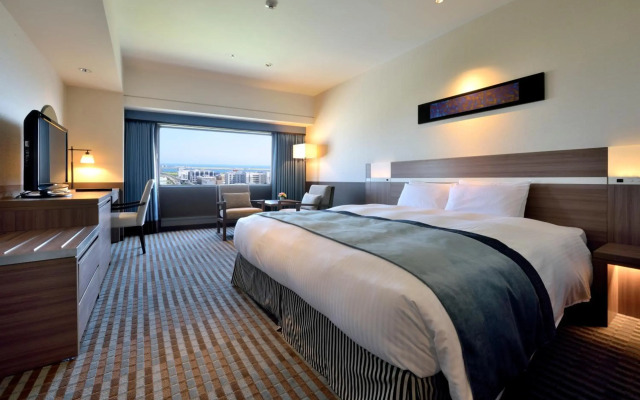 Kobe Portopia Hotel