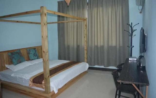 Maple Leaf Inn