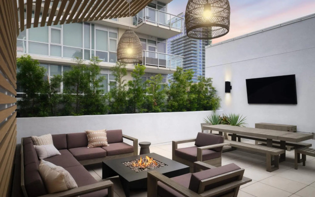 Sentral Gaslamp Quarter