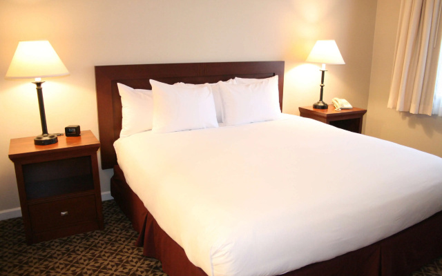 DoubleTree Suites by Hilton Hotel Mt. Laurel