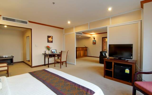 Champasak Grand Hotel