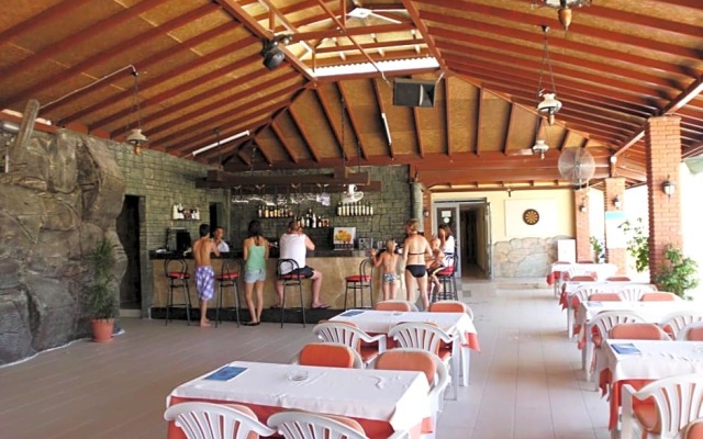 Side Kervan Hotel