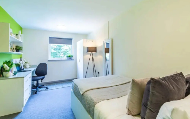 For Students Only Bryson Court